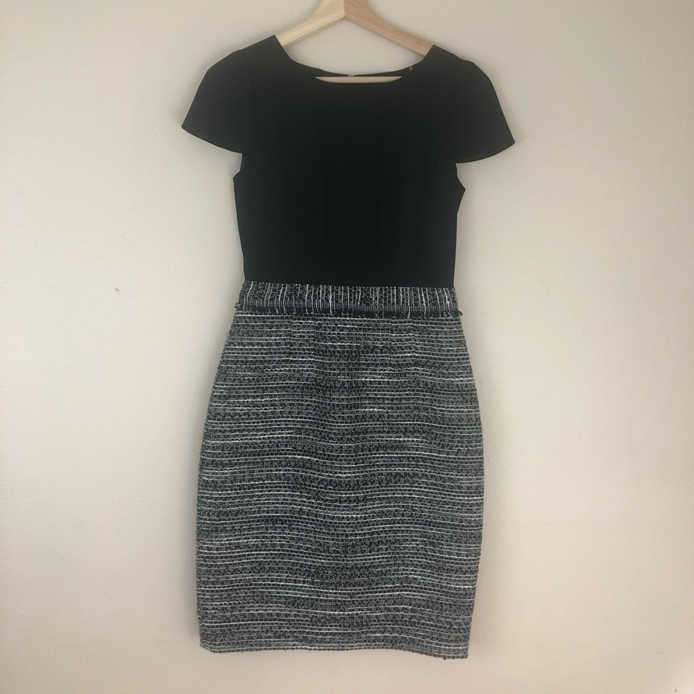 Tahari Black Tweet Sheath Dress Classic Chic Sz 2